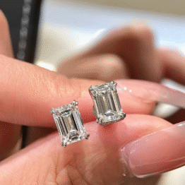 The Emerald Sophisticate: Single 0.50ct Solitaire Stud